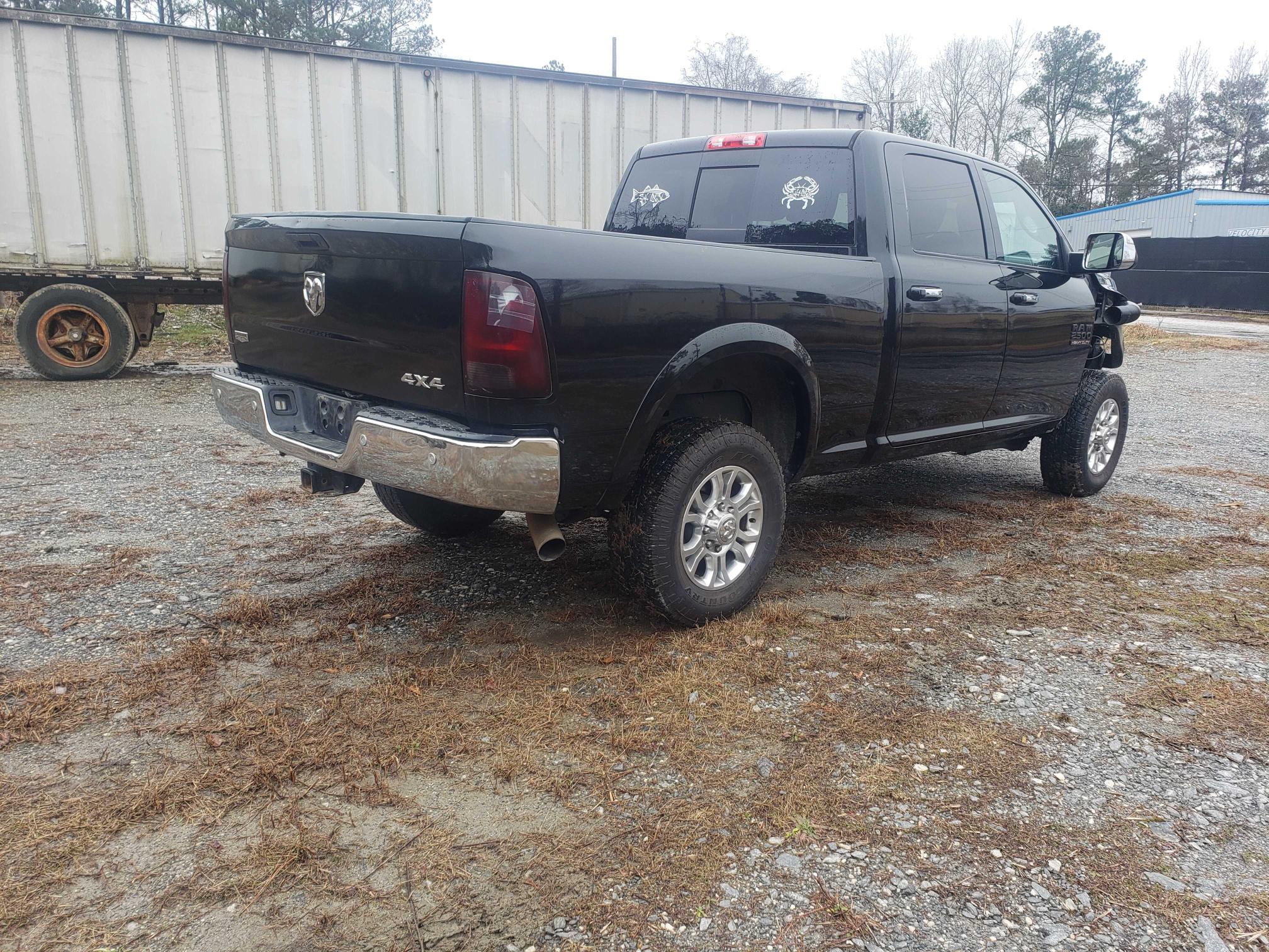 2016 RAM 2500 LARAM 3C6UR5FLXGG248887