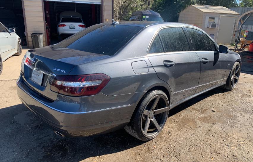 2011 MERCEDES-BENZ E 350 BLUE WDDHF2EB0BA365837