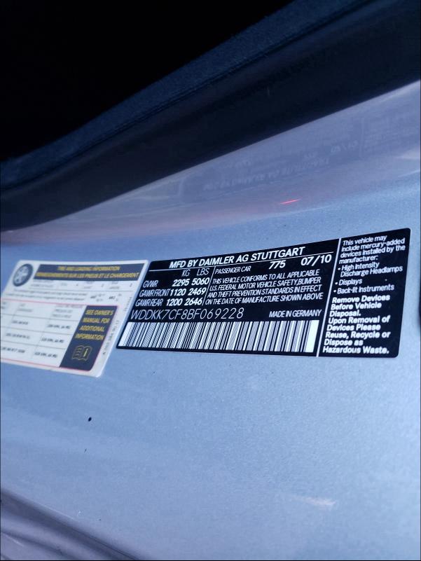 2011 MERCEDES-BENZ E 550 WDDKK7CF8BF069228