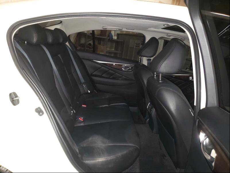2018 INFINITI Q50 LUXE JN1EV7AR7JM445233