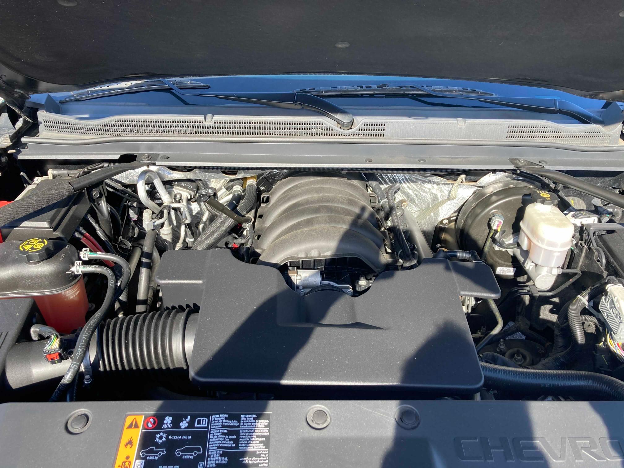 2018 CHEVROLET SUBURBAN C 1GNSCHKC0JR207367