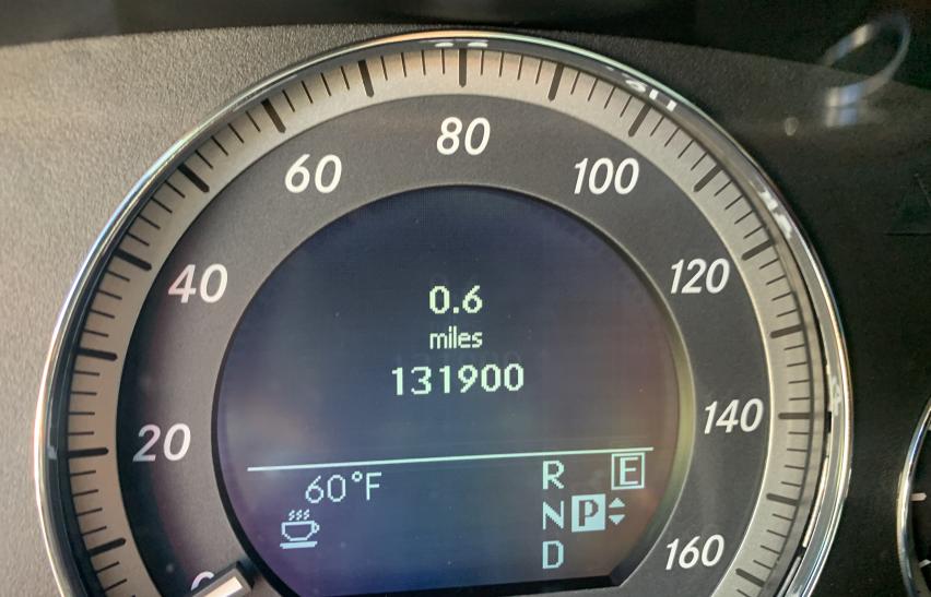 2011 MERCEDES-BENZ E 350 BLUE WDDHF2EB0BA365837