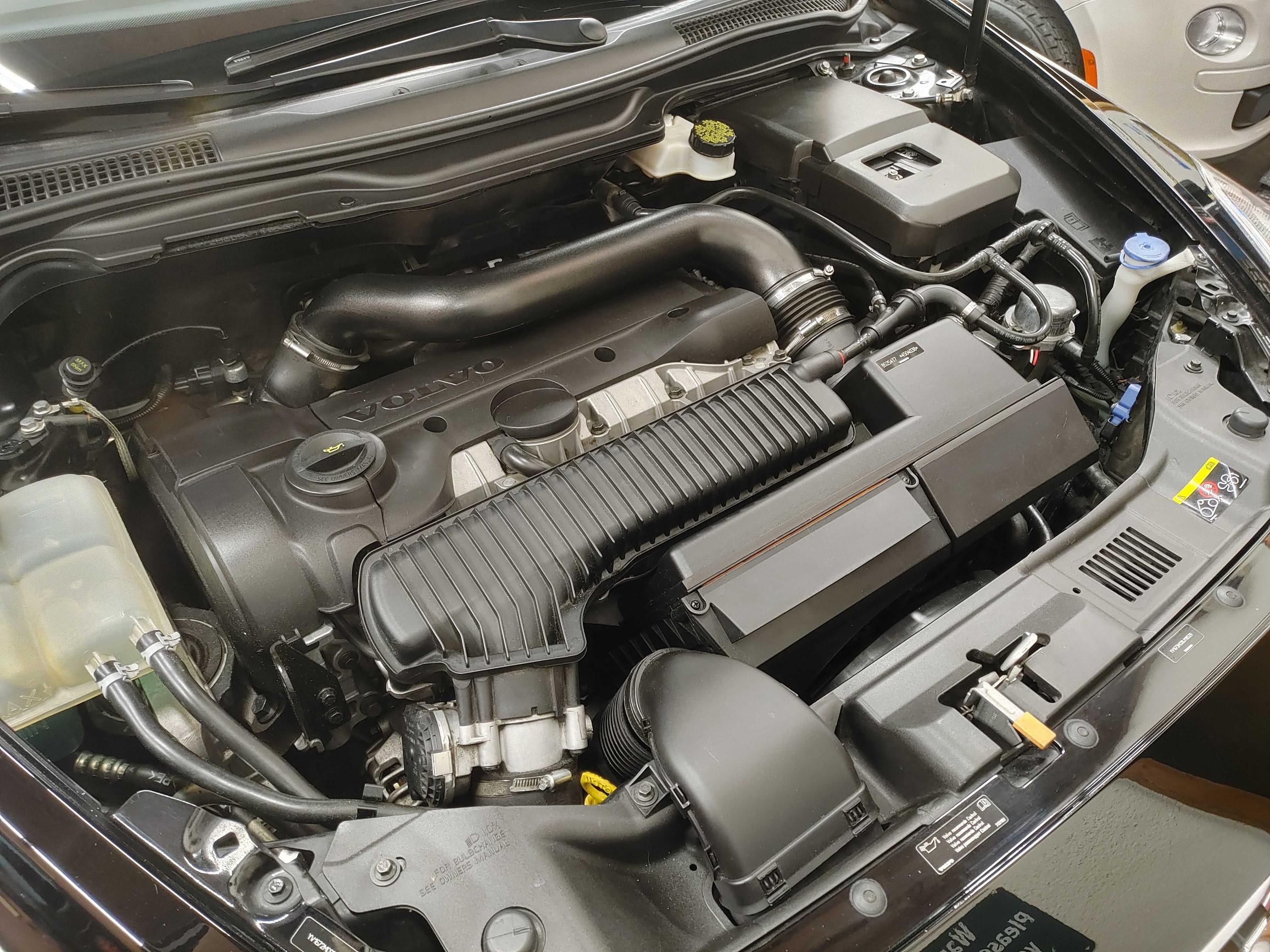 2011 VOLVO C70 T5 YV1672MC0BJ118529