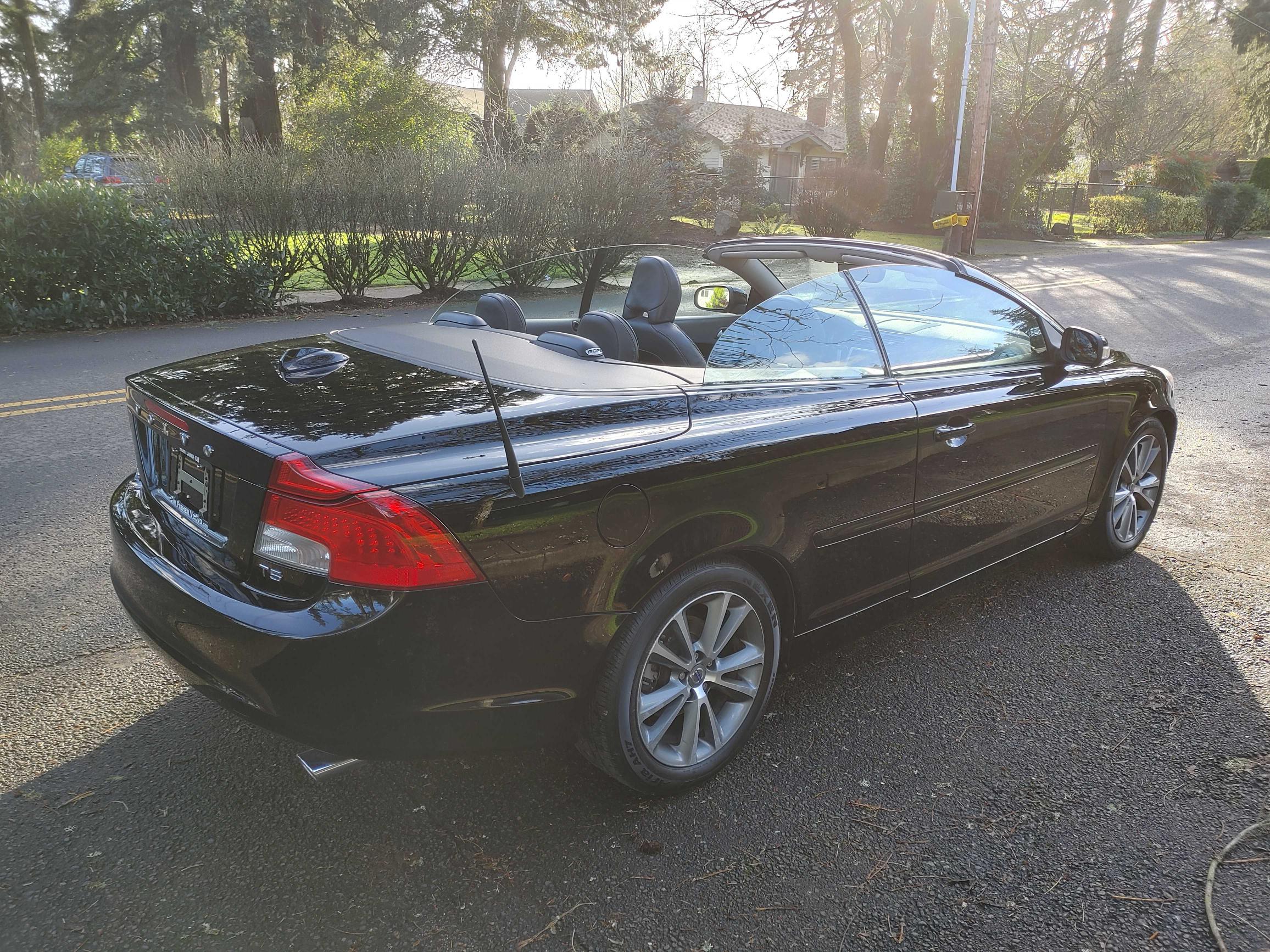 2011 VOLVO C70 T5 YV1672MC0BJ118529