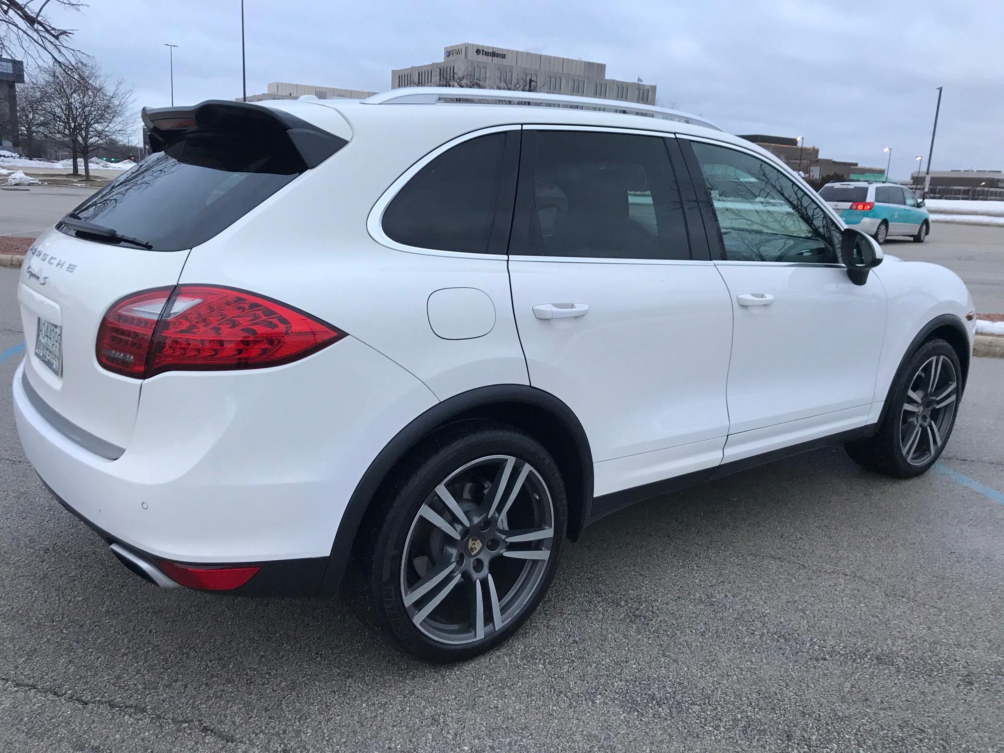 2012 PORSCHE CAYENNE S WP1AB2A29CLA41643