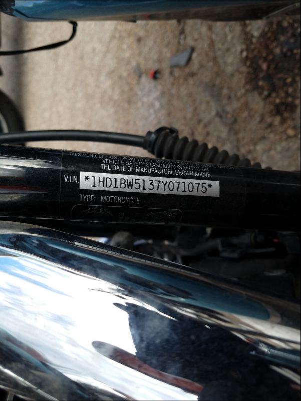 2007 HARLEY-DAVIDSON FLSTC 1HD1BW5137Y071075