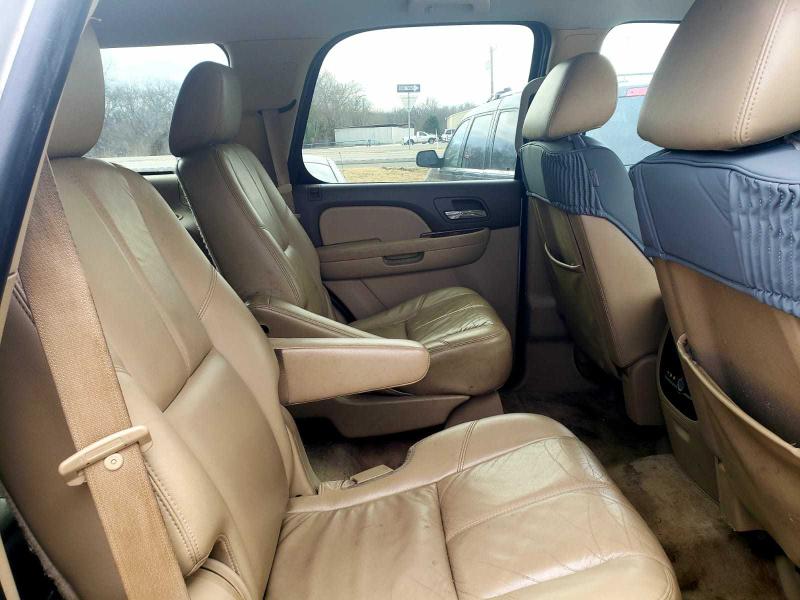 2010 CHEVROLET TAHOE C150 1GNMCBE38AR232535