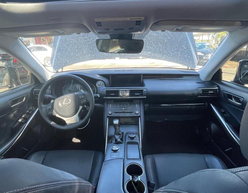 2020 LEXUS IS 300 JTHAA1D28L5105751