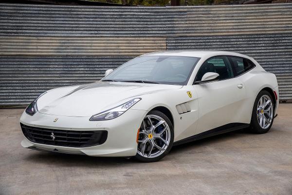 VIN ZFF82YNA5J0233405 2018 Ferrari GTC4Lusso no.2