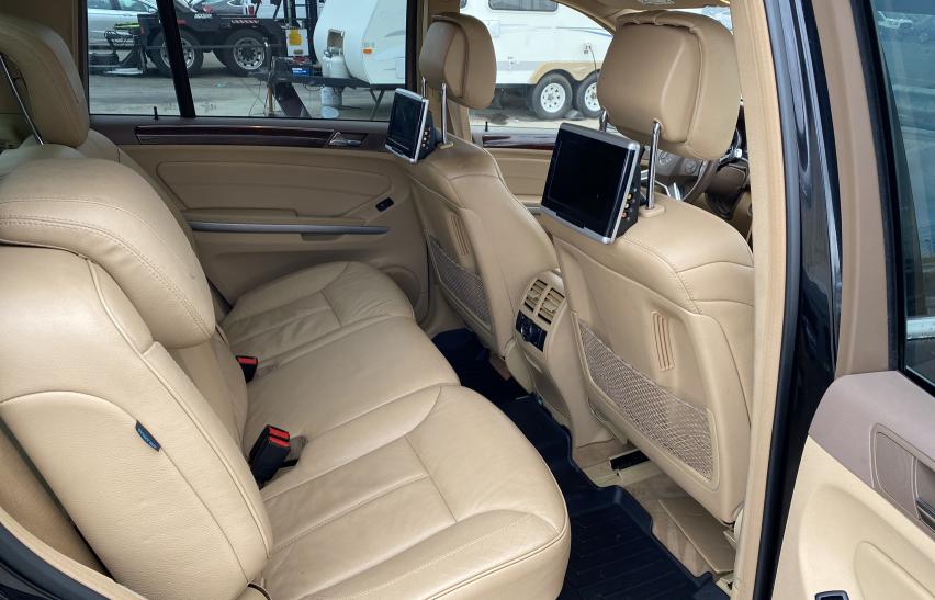 2011 MERCEDES-BENZ GL 550 4MA 4JGBF8GE8BA684022