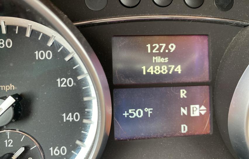 2011 MERCEDES-BENZ GL 550 4MA 4JGBF8GE8BA684022