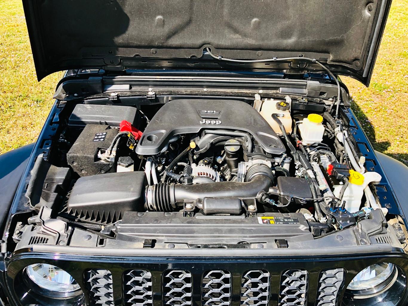 2020 JEEP GLADIATOR 1C6HJTAGXLL128642