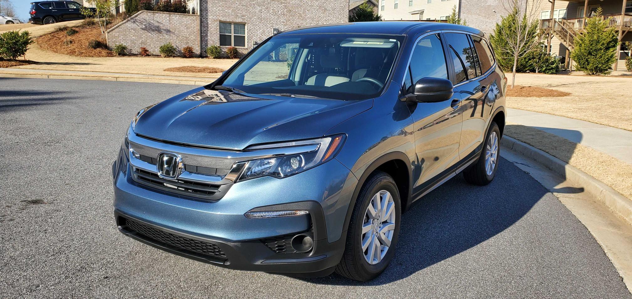 2019 HONDA PILOT LX 5FNYF6H10KB020593