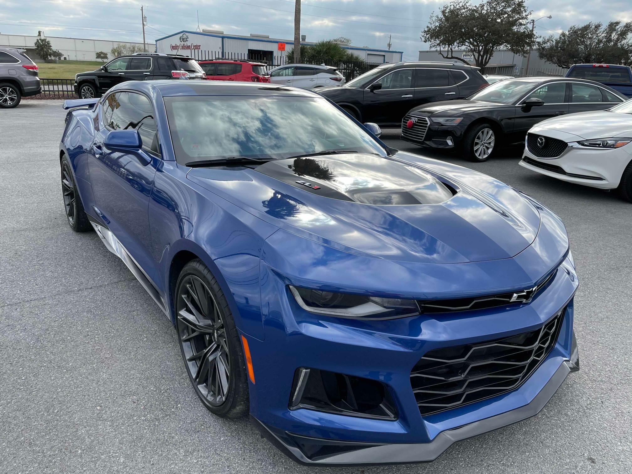 Chevrolet Camaro zl1 Blue