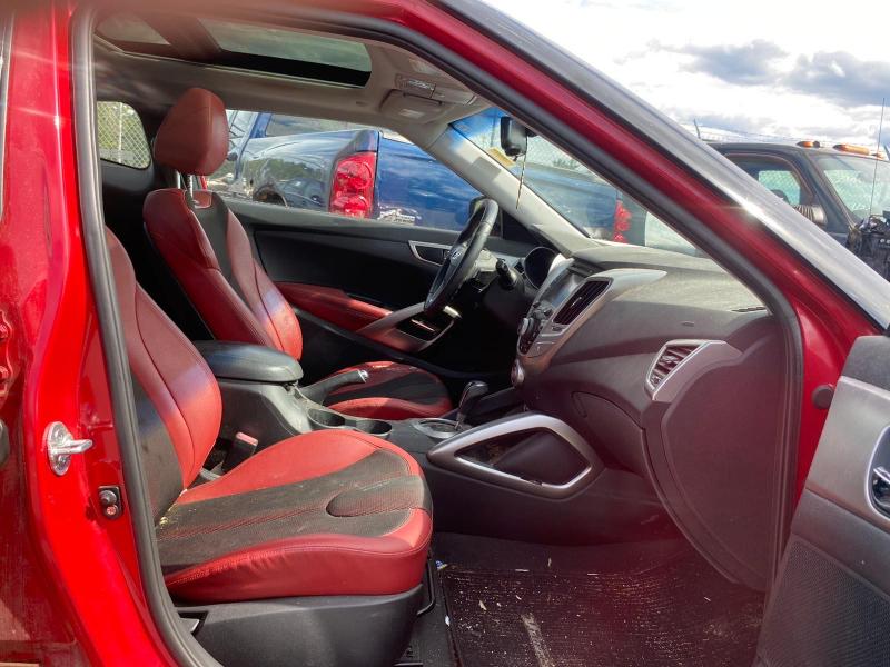пригнать из сша 2012 Hyundai Veloster 1.6L KMHTC6AD0CU049331