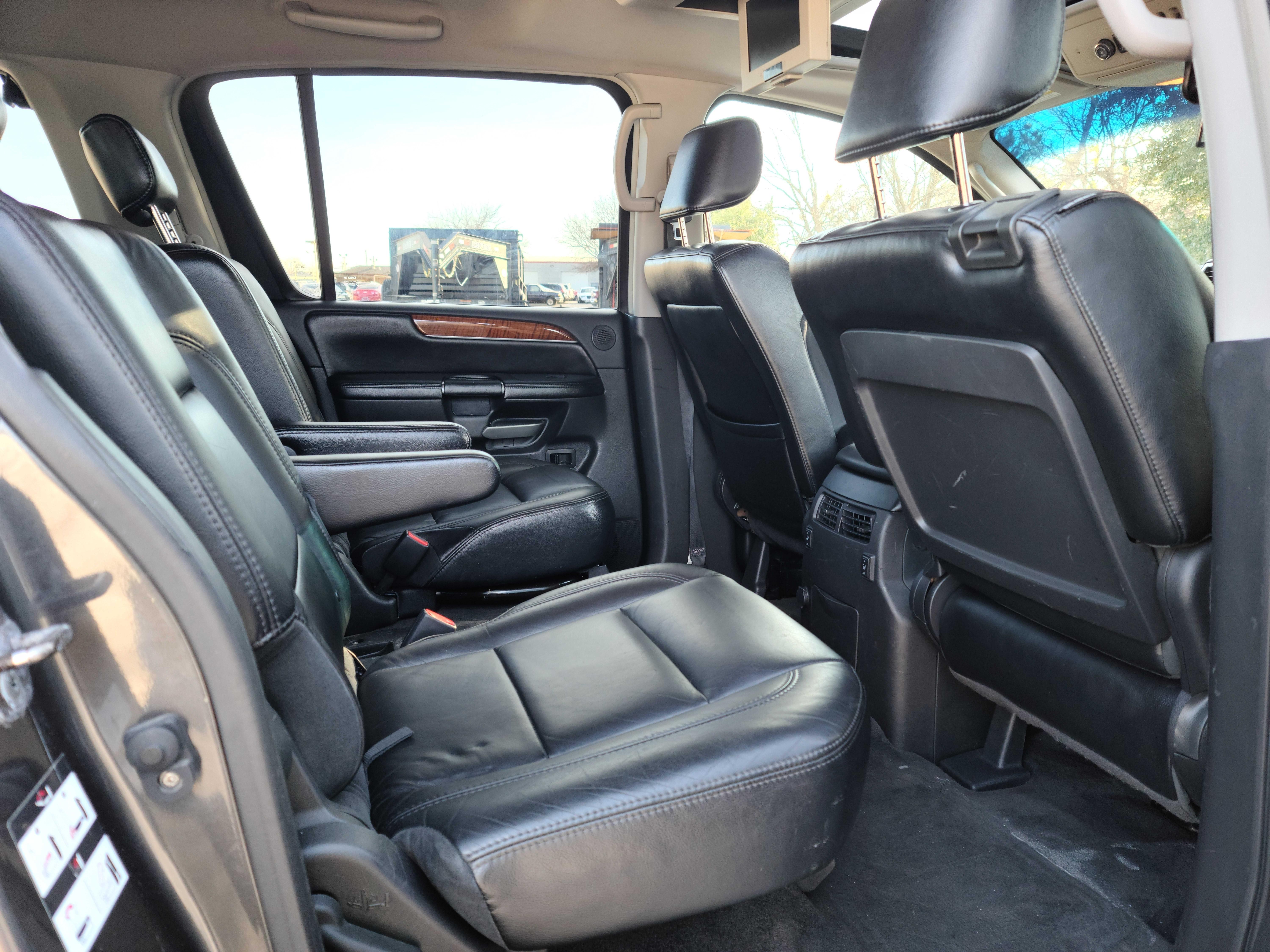 2010 INFINITI QX56 5N3ZA0NE4AN908841
