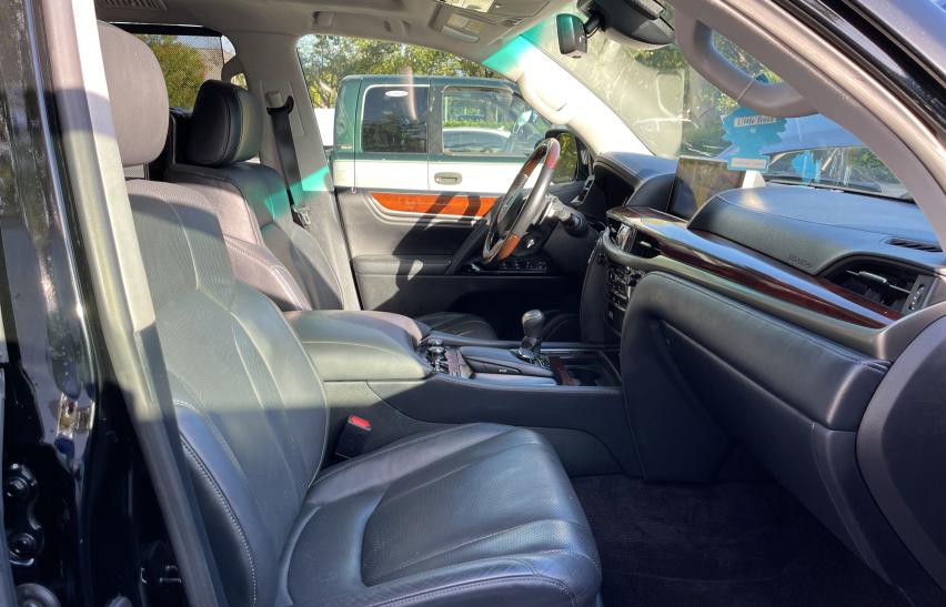 2017 LEXUS LX 570 JTJHY7AX4H4232666