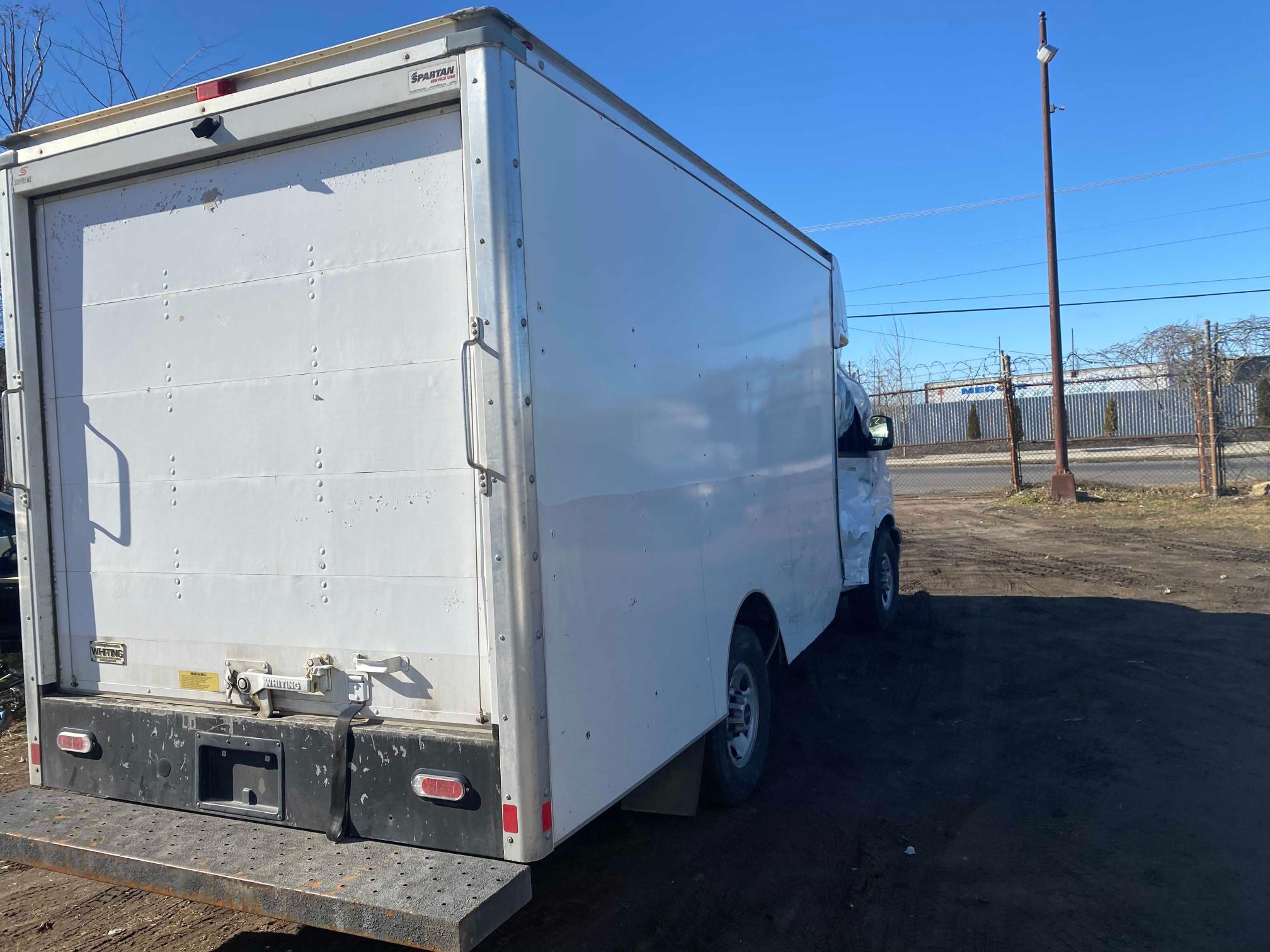 2019 GMC SAVANA CUT 1GD07RFG8K1189168