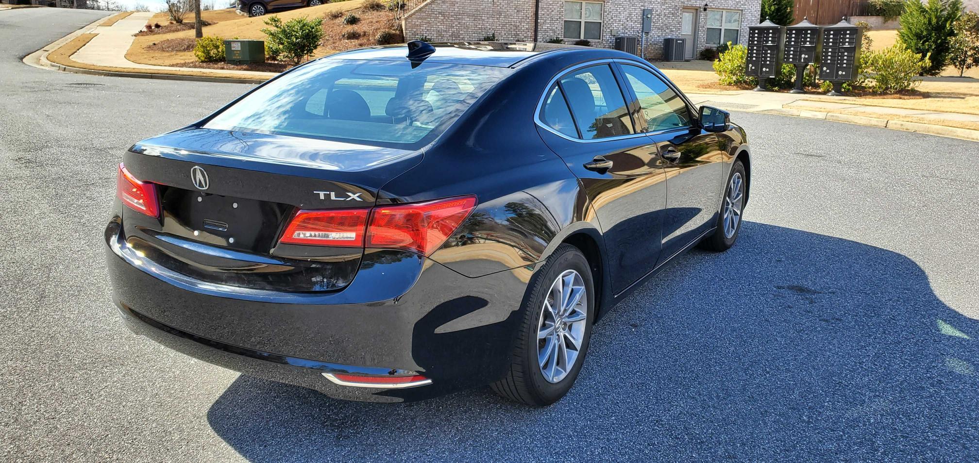 цена в сша 2018 Acura Tlx 2.4L 19UUB1F35JA003105