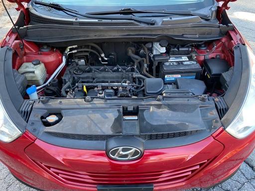 2011 HYUNDAI TUCSON GL KM8JT3AB2BU218056