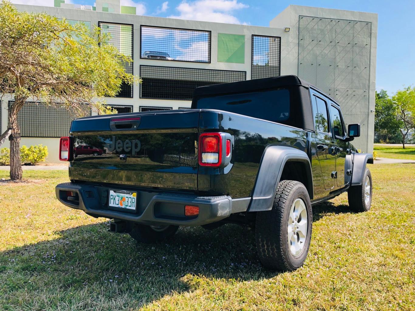 2020 JEEP GLADIATOR 1C6HJTAGXLL128642