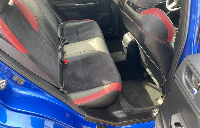 2017 SUBARU WRX STI JF1VA2M61H9824468
