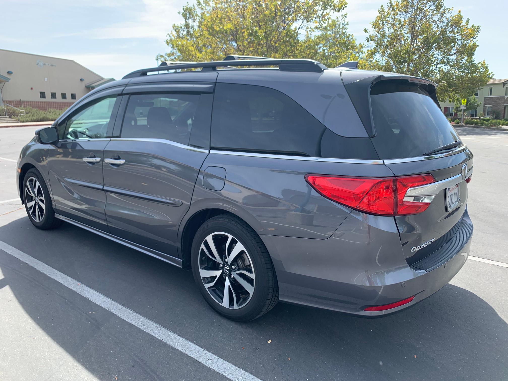 2018 HONDA ODYSSEY EL 5FNRL6H96JB021927