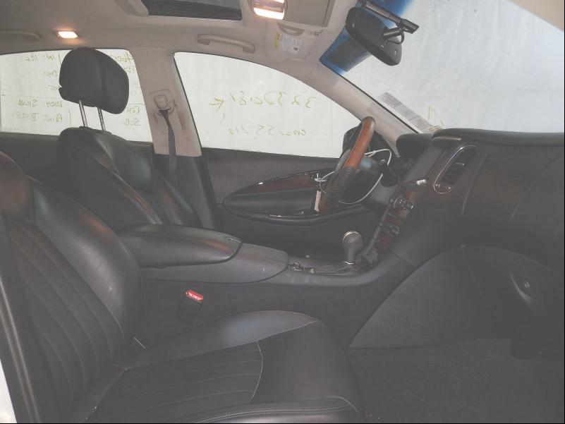 2016 INFINITI QX50 JN1BJ0RR8GM263169