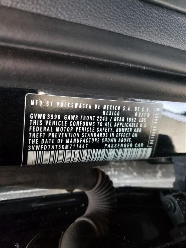 2019 VOLKSWAGEN BEETLE S 3VWFD7AT5KM711447