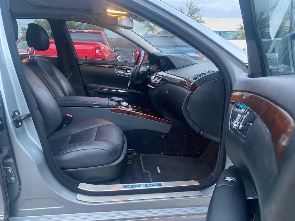 2013 MERCEDES-BENZ S 550 WDDNG7DB2DA531664