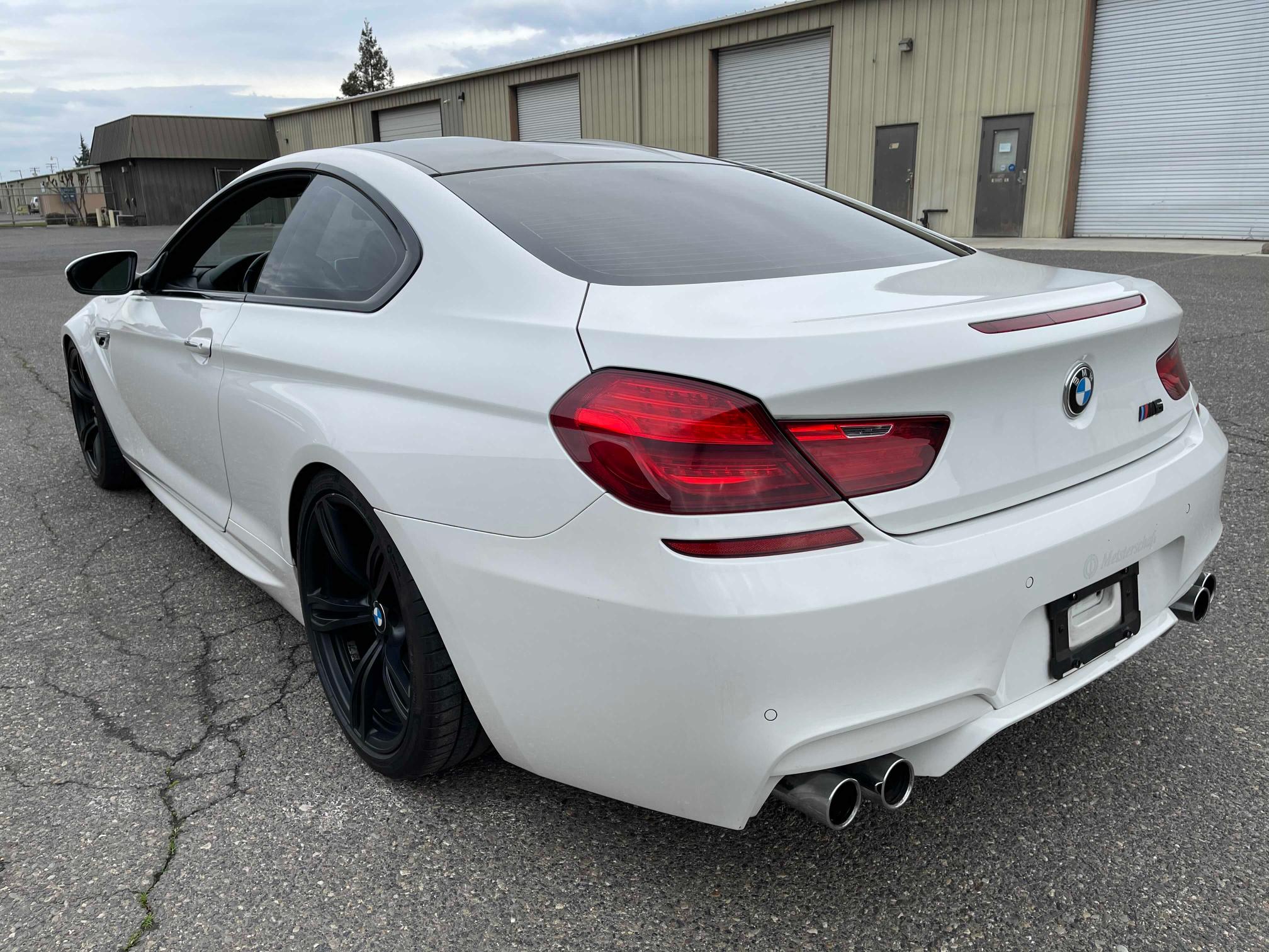 2015 BMW M6 WBSLX9C58FD160710