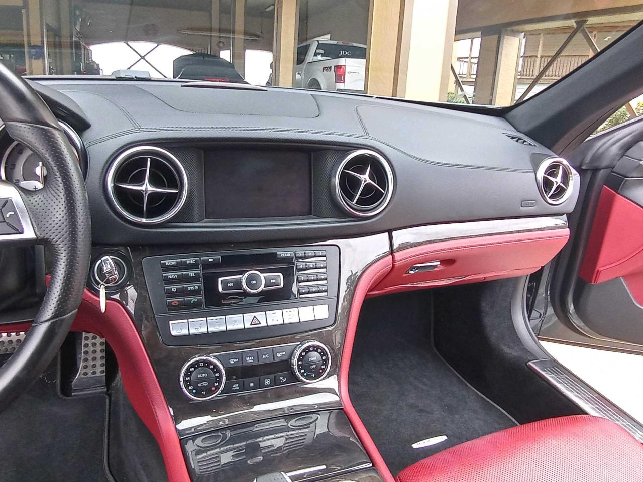 2013 MERCEDES-BENZ SL 550 WDDJK7DA2DF008474