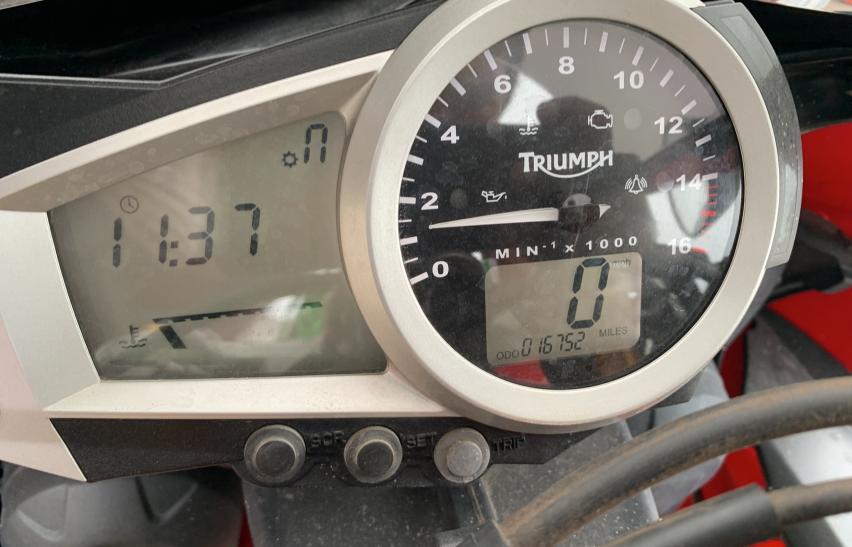 2008 TRIUMPH MOTORCYCLE DAYTONA 67 SMTD00NS38J317905