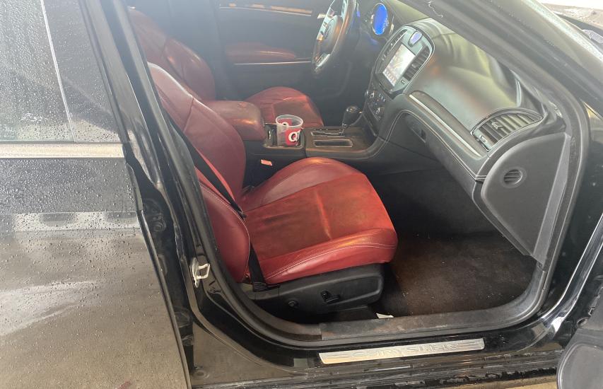 2012 CHRYSLER 300 SRT-8 2C3CCAFJ1CH800854