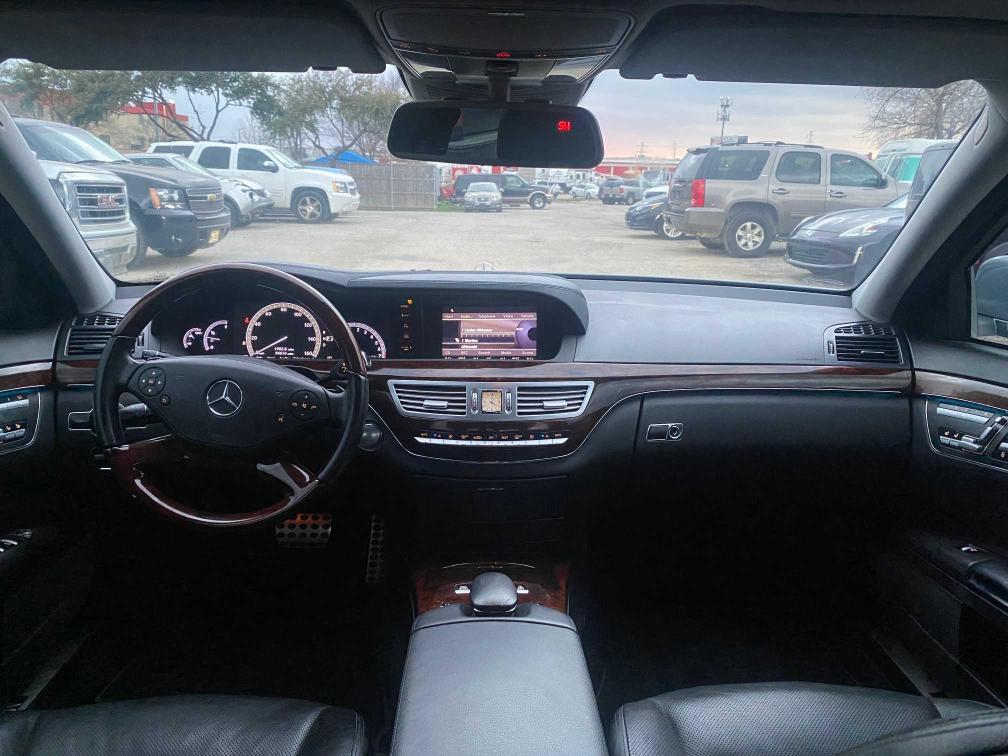 2013 MERCEDES-BENZ S 550 WDDNG7DB2DA531664