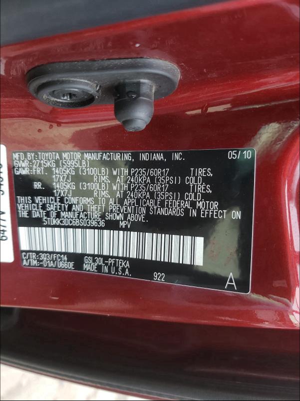 2011 TOYOTA SIENNA LE - 5TDKK3DC6BS039636