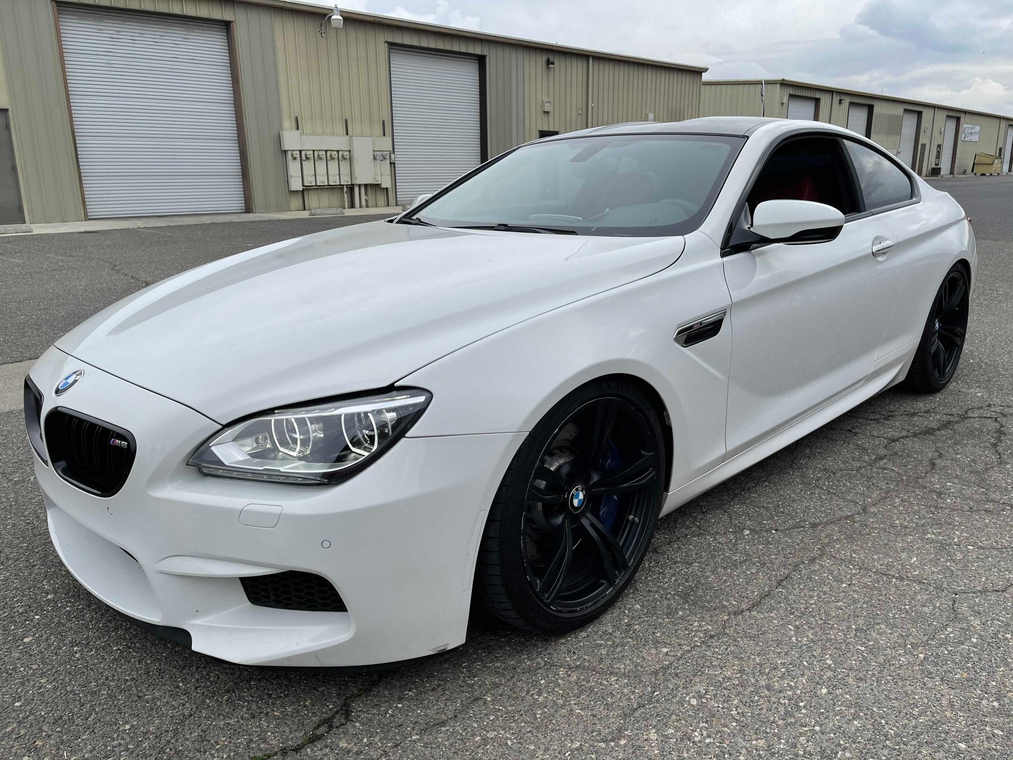2015 BMW M6 WBSLX9C58FD160710