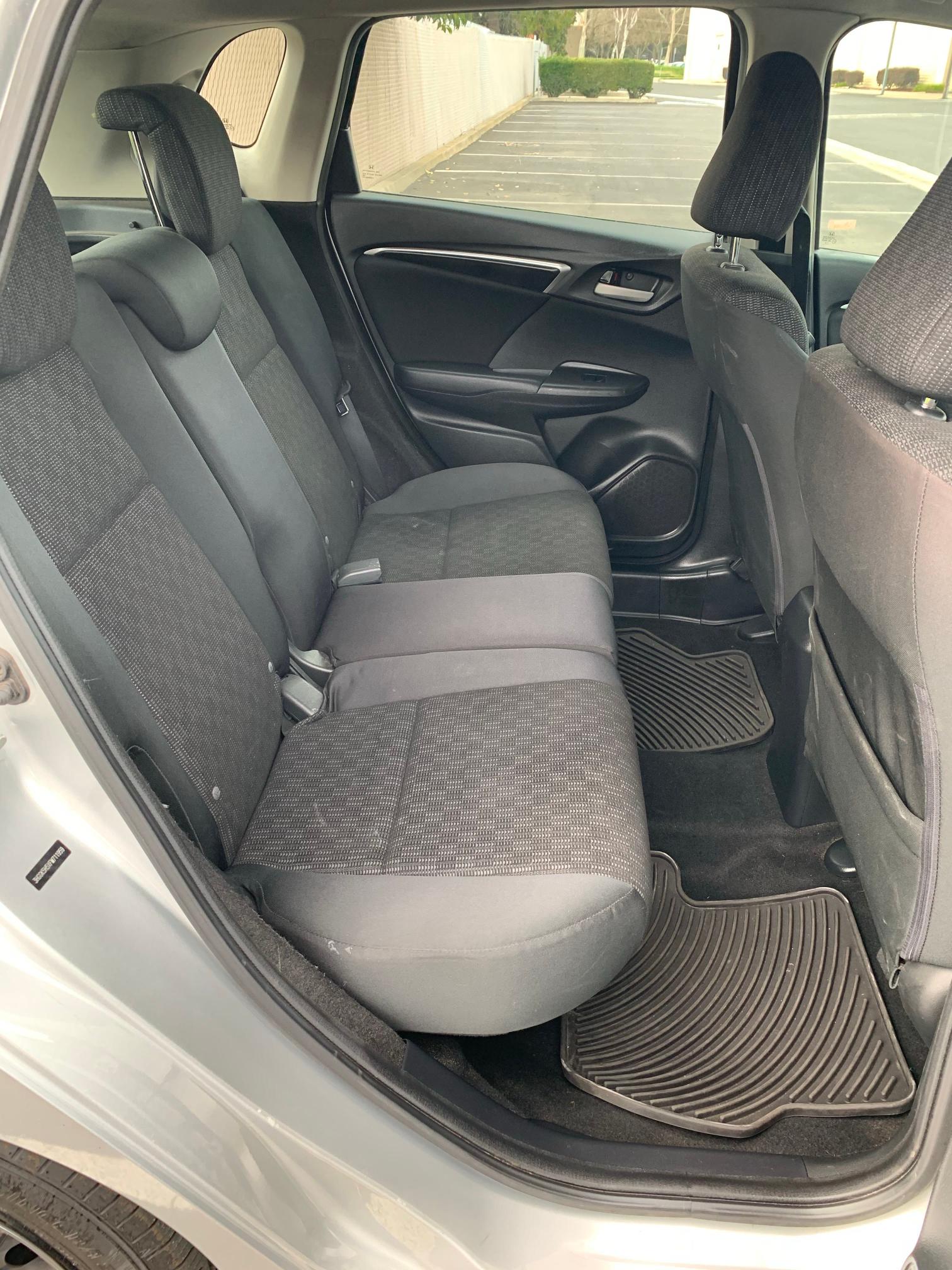 2015 HONDA FIT LX 3HGGK5H5XFM711959