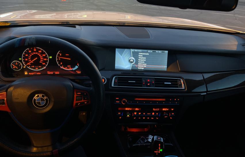 2010 BMW 750 I XDRI - WBAKC6C51AC393630