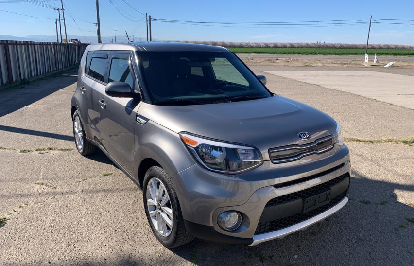 2018 KIA SOUL + - KNDJP3A5XJ7561388