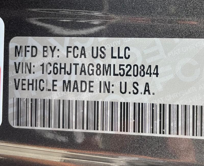 2021 JEEP GLADIATOR 1C6HJTAG8ML520844