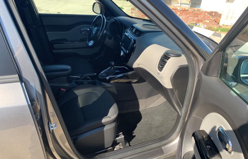 2018 KIA SOUL + - KNDJP3A5XJ7561388