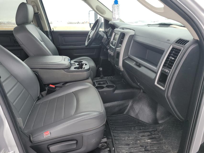 2018 RAM 3500 ST 3C63RRGLXJG180003
