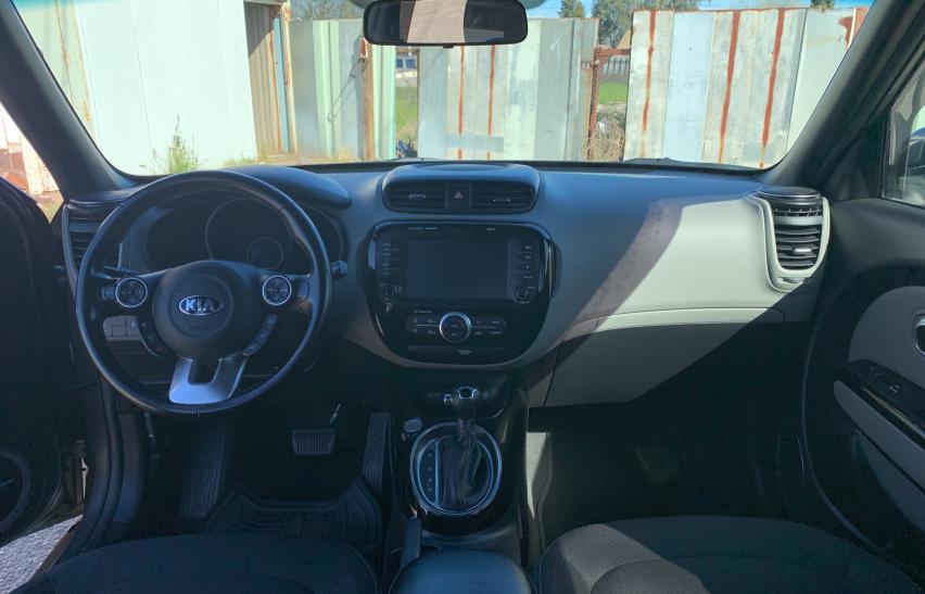 2018 KIA SOUL + - KNDJP3A5XJ7561388