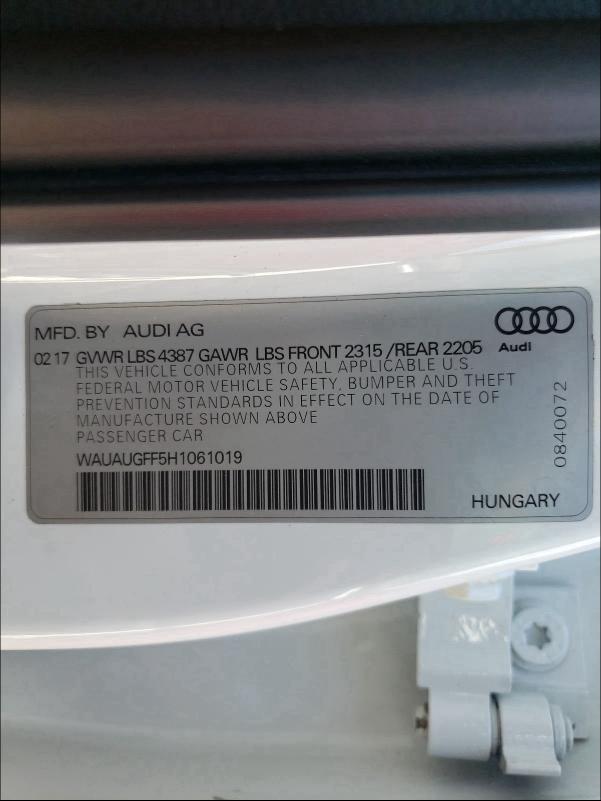 2017 AUDI A3 PREMIUM WAUAUGFF5H1061019