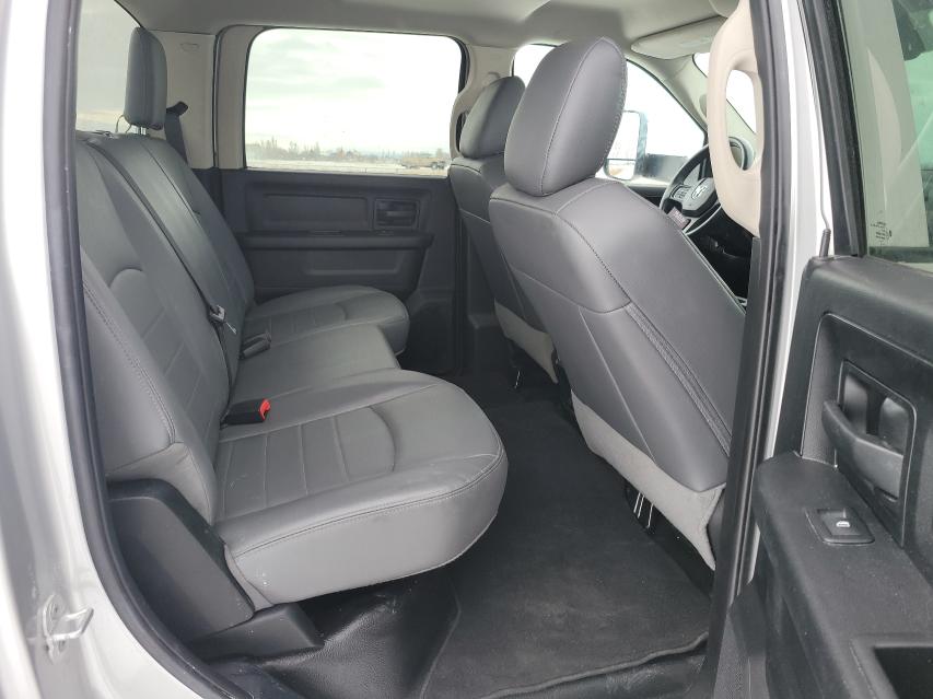 2018 RAM 3500 ST 3C63RRGLXJG180003
