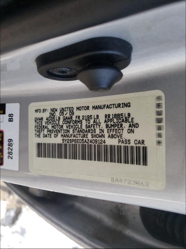 2010 PONTIAC VIBE 5Y2SP6E05AZ409124