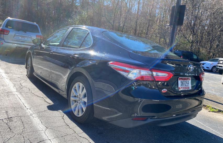 2018 TOYOTA CAMRY L 4T1B11HK5JU539950