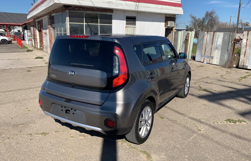 2018 KIA SOUL + - KNDJP3A5XJ7561388