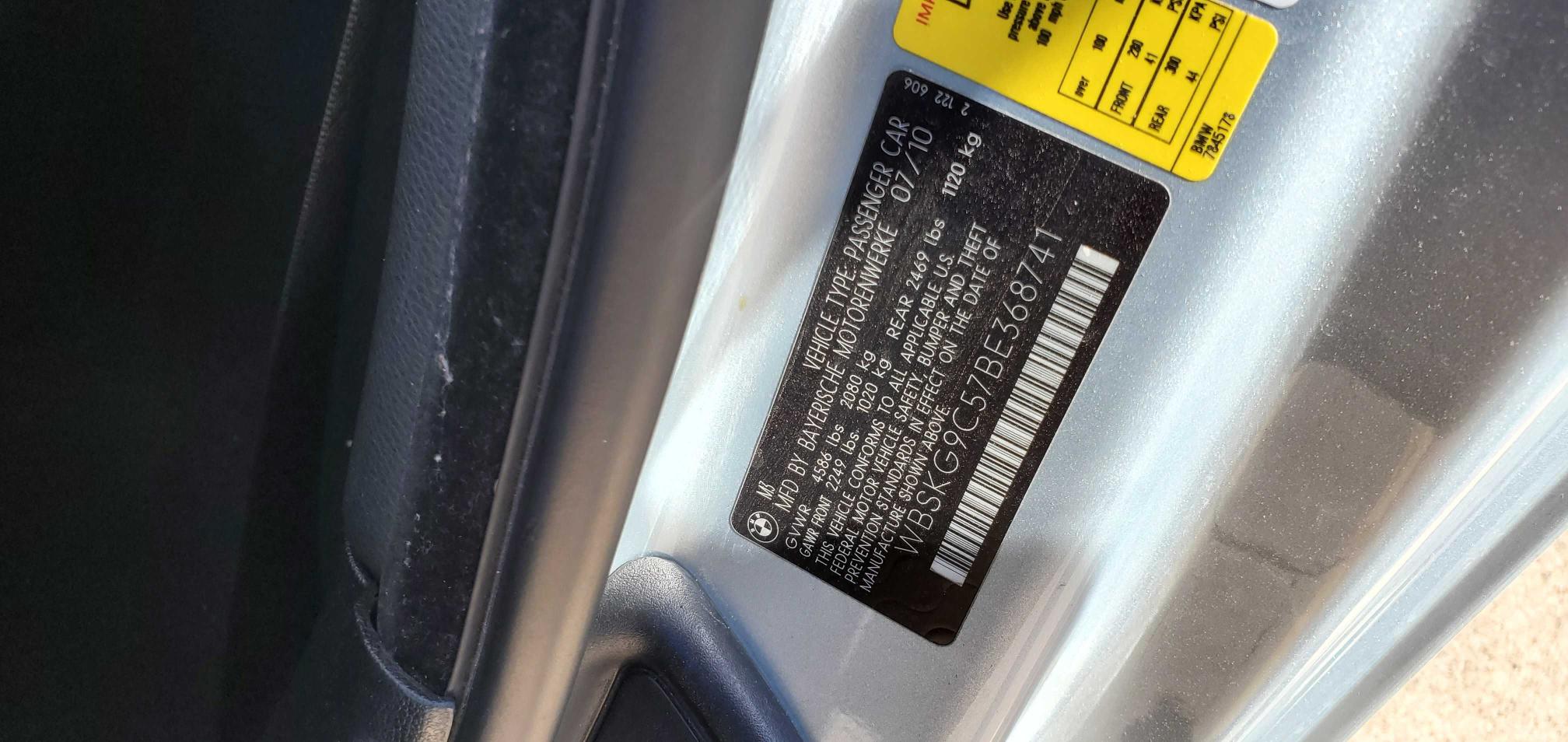 2011 BMW M3 WBSKG9C57BE368741
